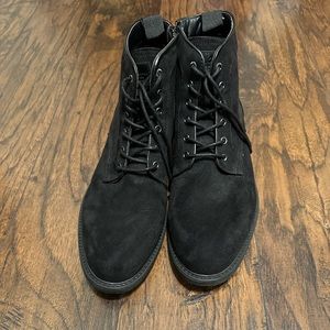 Men’s H&M dress/ style shoes. Never worn.